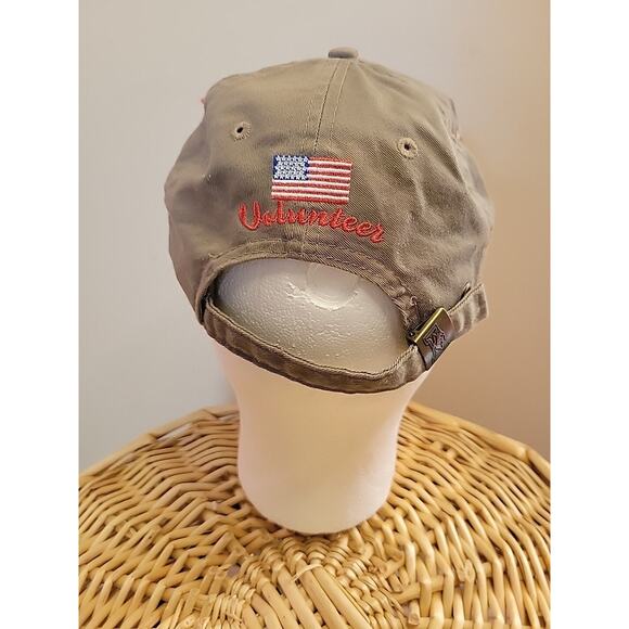 Iditarod Dog Sled Race Cap 2010 Alaska Volunteer Hat Khaki Tan Embroidered GC main image 5